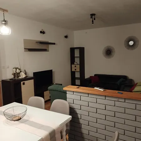 아파트 Ledi *