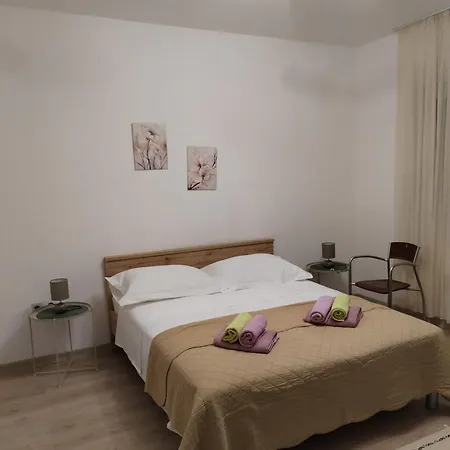Ledi 아파트 Kaštela